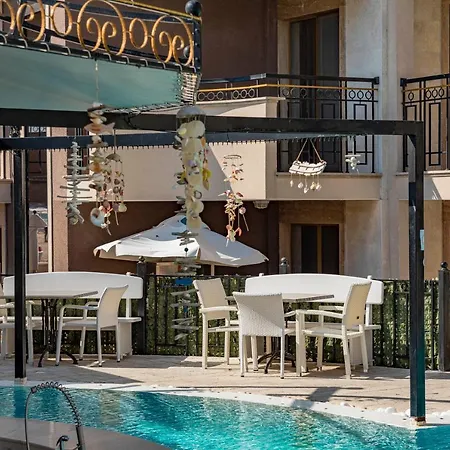 Apartman Menada In Golden Rainbow