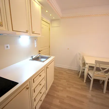 Apartman Menada In Golden Rainbow Napospart